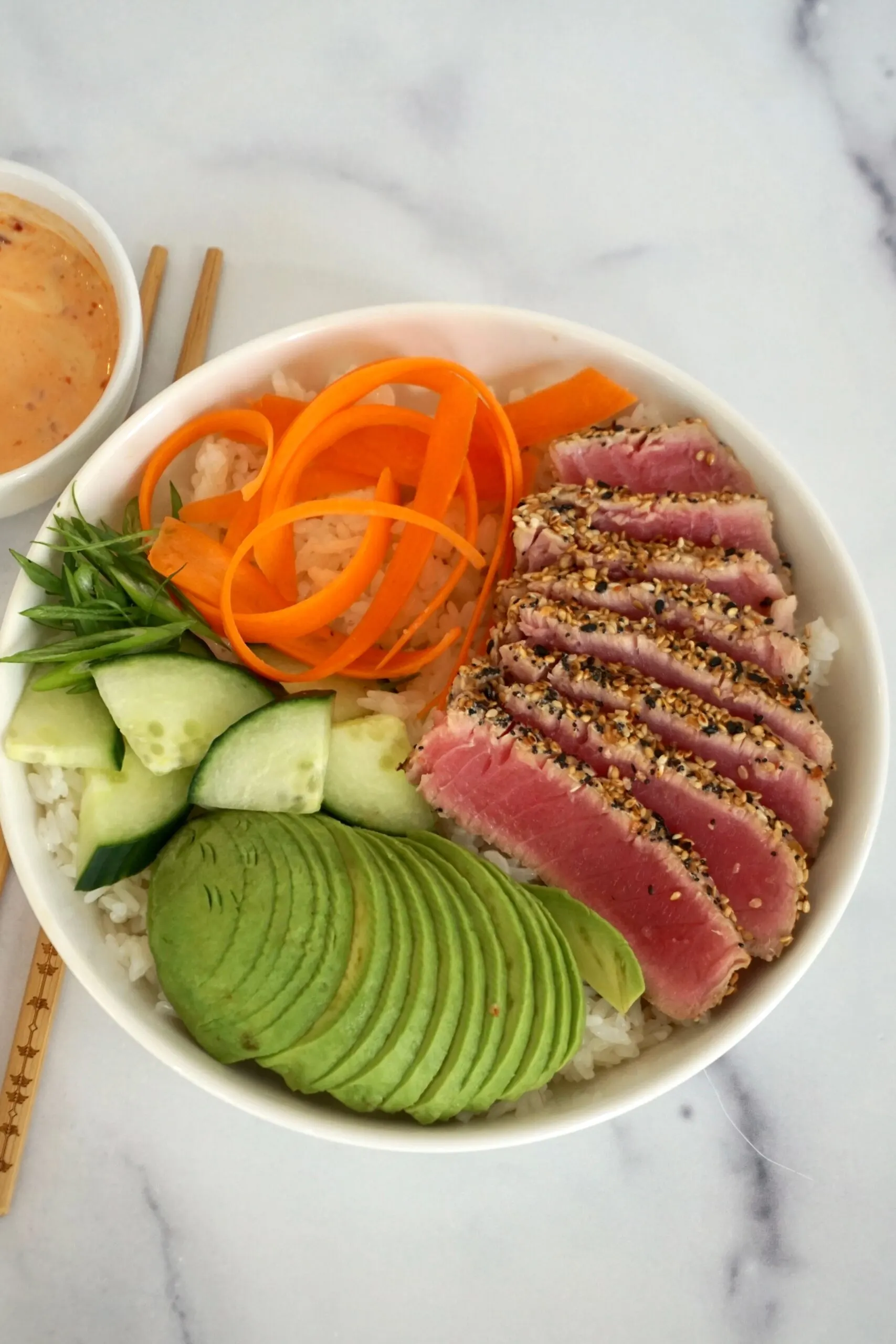 poke bowl with seared tuna